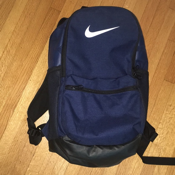 Nike Handbags - Nike back pack